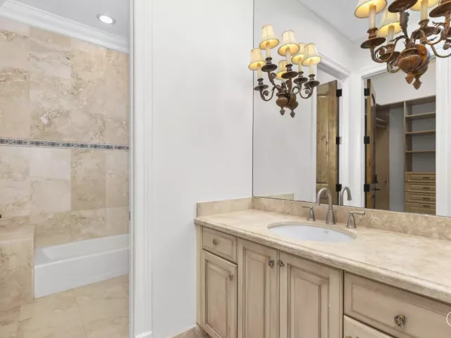 6-bedroom home for rent in Boca Raton - 248 W Alexander Palm Road - MondialRealty