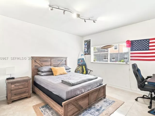 4-bedroom home for rent in Fort Lauderdale - 913 SW 8th St 2 - MondialRealty
