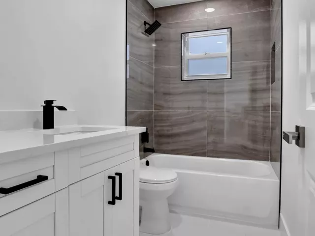 3-bedroom home for sale in Deerfield Beach - 386 NW 40th Terrace - MondialRealty
