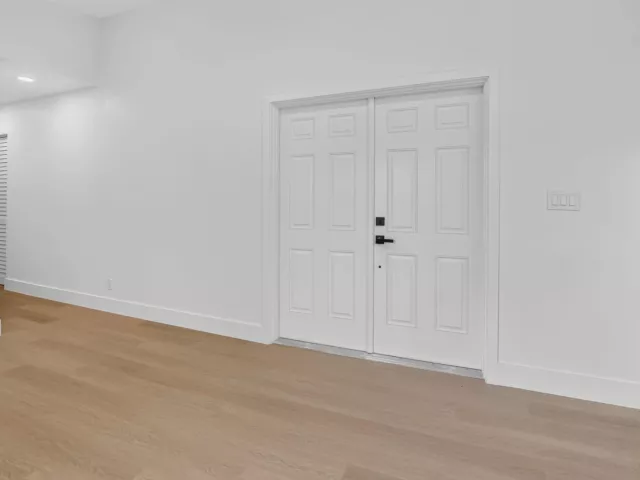 3-bedroom home for sale in Deerfield Beach - 386 NW 40th Terrace - MondialRealty