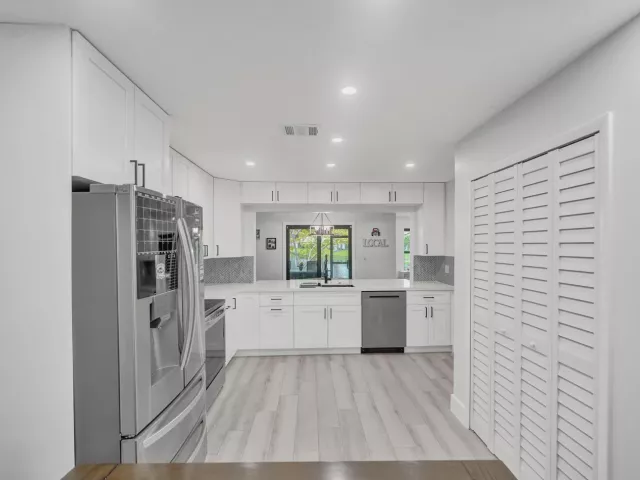 3-bedroom home for sale in Deerfield Beach - 665 Deer Creek North Shore Drive - MondialRealty