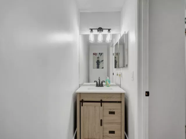 3-bedroom home for sale in Deerfield Beach - 665 Deer Creek North Shore Drive - MondialRealty