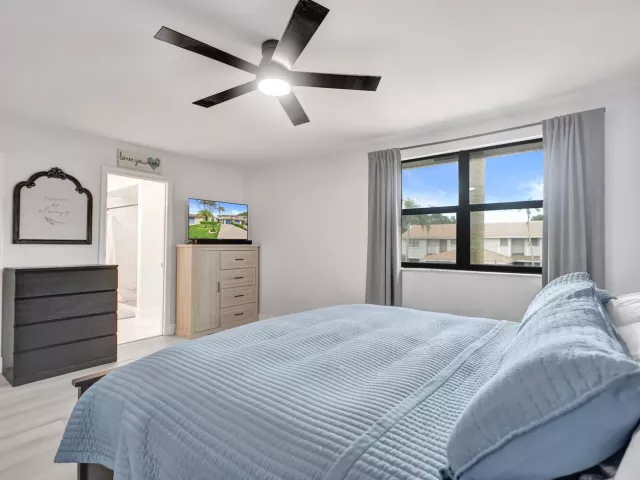 3-bedroom home for sale in Deerfield Beach - 665 Deer Creek North Shore Drive - MondialRealty