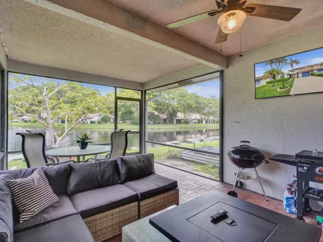 3-bedroom home for sale in Deerfield Beach - 665 Deer Creek North Shore Drive - MondialRealty