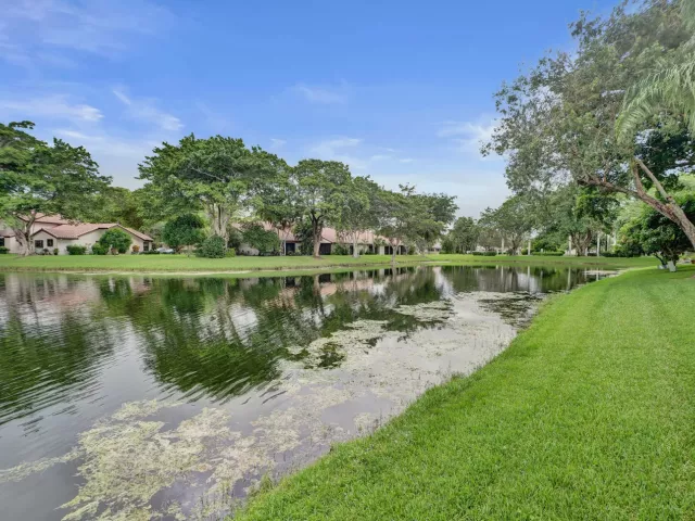 3-bedroom home for sale in Deerfield Beach - 665 Deer Creek North Shore Drive - MondialRealty