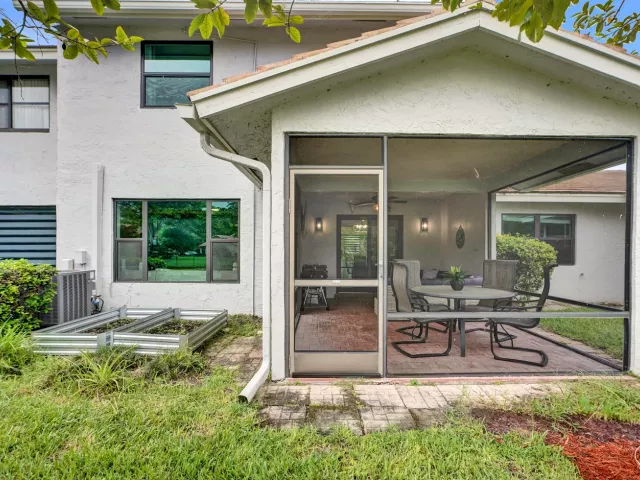 3-bedroom home for sale in Deerfield Beach - 665 Deer Creek North Shore Drive - MondialRealty