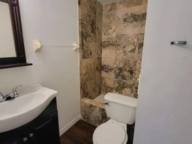 4-bedroom home for rent in Hollywood - 2531 FUNSTON Street - MondialRealty