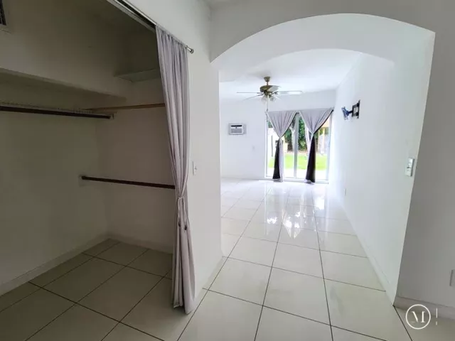 4-bedroom home for rent in Hollywood - 2531 FUNSTON Street - MondialRealty