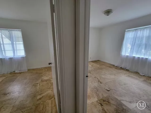 4-bedroom home for rent in Hollywood - 2531 FUNSTON Street - MondialRealty