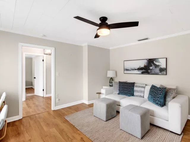 3-bedroom home for rent in Boca Raton - 998 SW 7th Street - MondialRealty