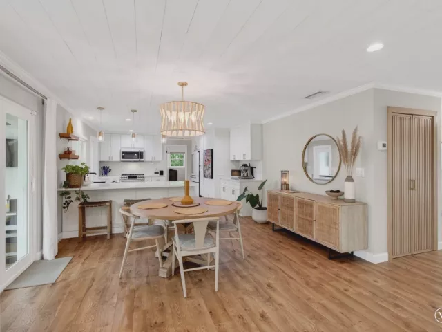 3-bedroom home for rent in Boca Raton - 998 SW 7th Street - MondialRealty
