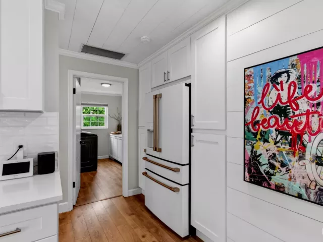 3-bedroom home for rent in Boca Raton - 998 SW 7th Street - MondialRealty