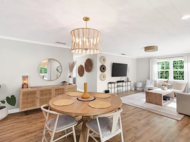 3-bedroom home for rent in Boca Raton - 998 SW 7th Street - MondialRealty