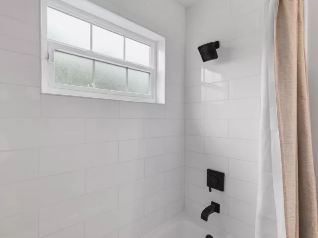 3-bedroom home for rent in Boca Raton - 998 SW 7th Street - MondialRealty