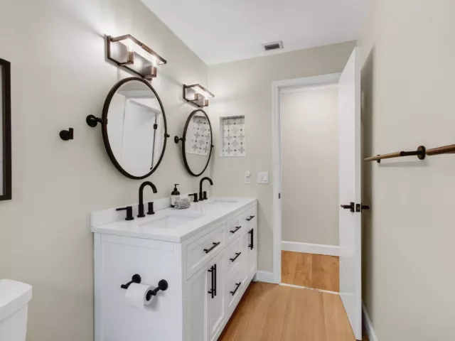 3-bedroom home for rent in Boca Raton - 998 SW 7th Street - MondialRealty