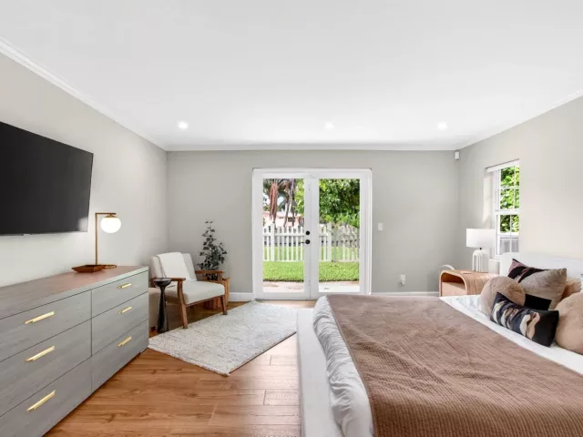 3-bedroom home for rent in Boca Raton - 998 SW 7th Street - MondialRealty