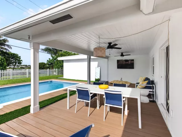 3-bedroom home for rent in Boca Raton - 998 SW 7th Street - MondialRealty