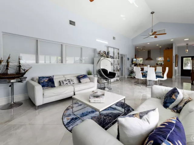 3-bedroom home for rent in Deerfield Beach - 1516 SE 10TH Street - MondialRealty