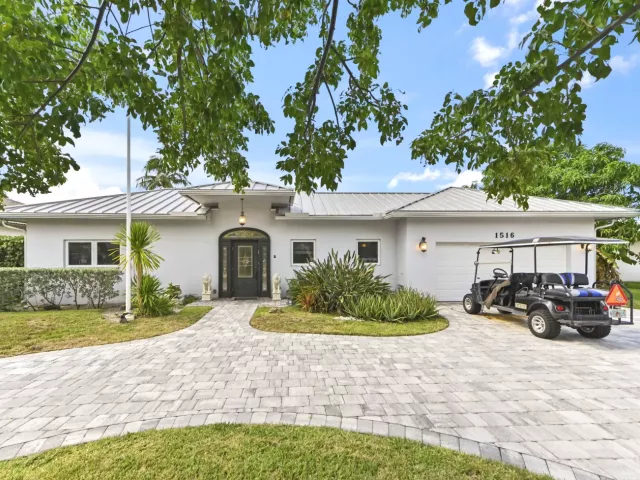 3-bedroom home for rent in Deerfield Beach - 1516 SE 10TH Street - MondialRealty