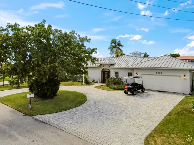 3-bedroom home for rent in Deerfield Beach - 1516 SE 10TH Street - MondialRealty