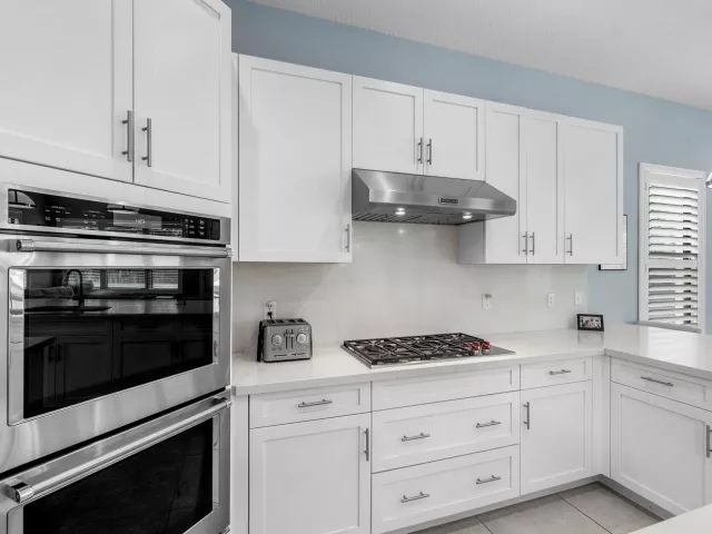 4-bedroom home for sale in Delray Beach - 16226 Cabernet Drive - MondialRealty
