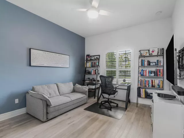 4-bedroom home for sale in Delray Beach - 16226 Cabernet Drive - MondialRealty