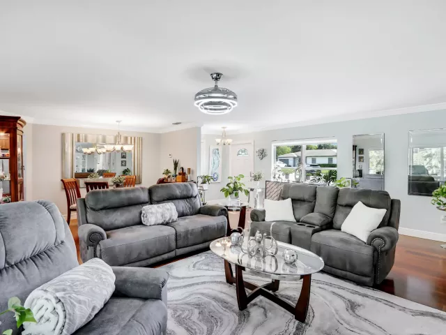 3-bedroom home for rent in Boca Raton - 22053 Flanders Court - MondialRealty