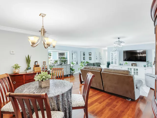 3-bedroom home for rent in Boca Raton - 22053 Flanders Court - MondialRealty