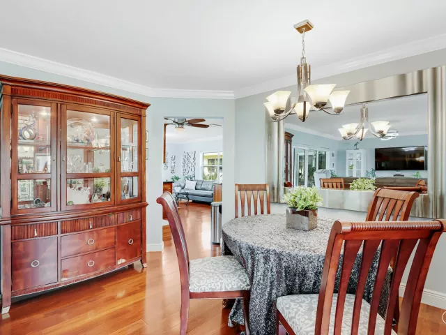 3-bedroom home for rent in Boca Raton - 22053 Flanders Court - MondialRealty