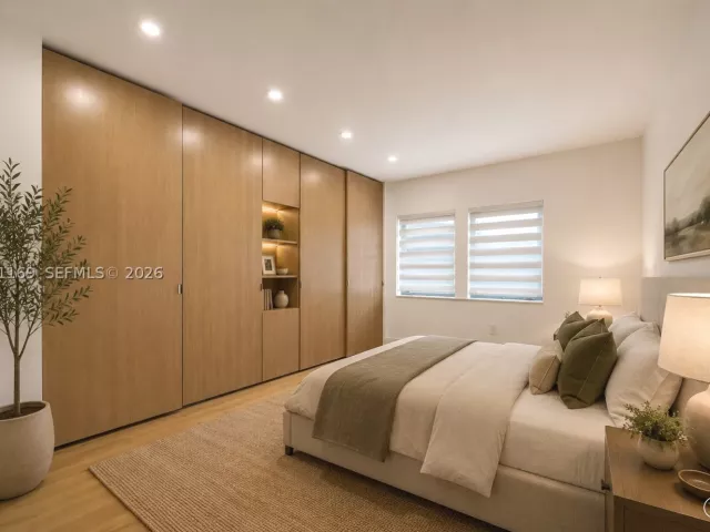 3-bedroom home for sale in Coral Gables - 728 Majorca Ave - MondialRealty