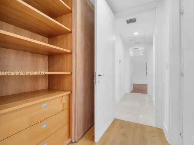 3-bedroom home for sale in Coral Gables - 728 Majorca Ave - MondialRealty