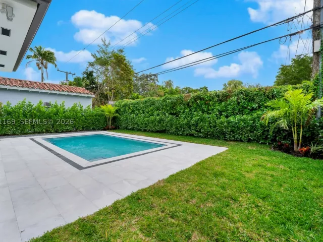 3-bedroom home for sale in Coral Gables - 728 Majorca Ave - MondialRealty