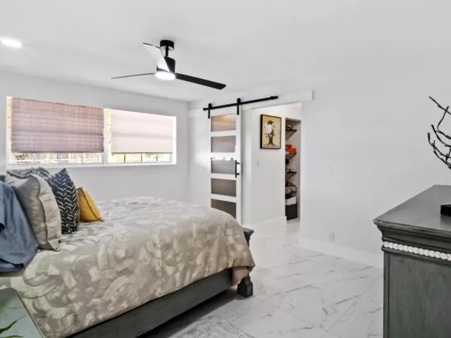 3-bedroom home for sale in Riviera Beach - 625 W 2ND Street - MondialRealty