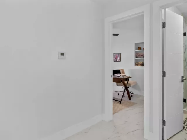 3-bedroom home for sale in Riviera Beach - 625 W 2ND Street - MondialRealty