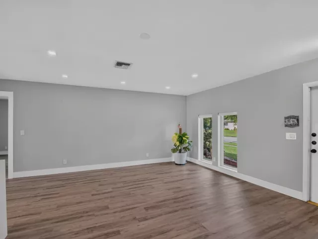 2-bedroom home for sale in Delray Beach - 14624 Country Side Lane - MondialRealty