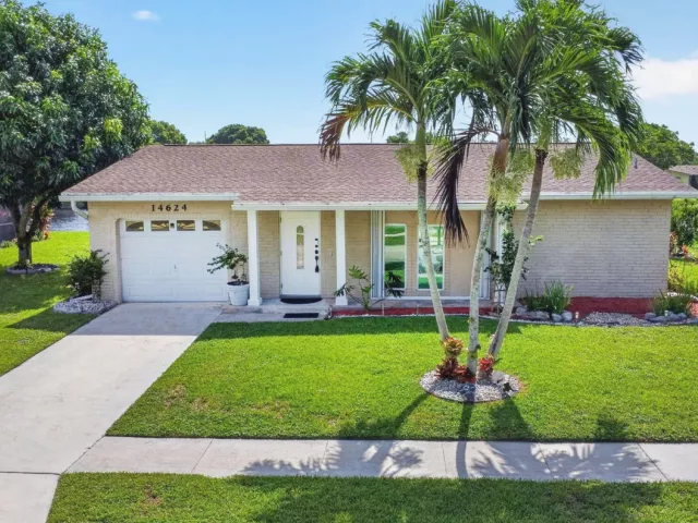 2-bedroom home for sale in Delray Beach - 14624 Country Side Lane - MondialRealty