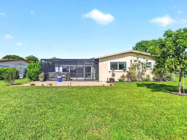 2-bedroom home for sale in Delray Beach - 14624 Country Side Lane - MondialRealty
