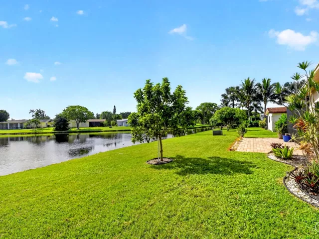 2-bedroom home for sale in Delray Beach - 14624 Country Side Lane - MondialRealty