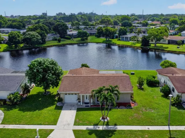 2-bedroom home for sale in Delray Beach - 14624 Country Side Lane - MondialRealty