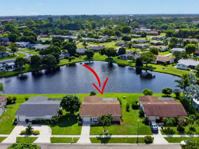 2-bedroom home for sale in Delray Beach - 14624 Country Side Lane - MondialRealty