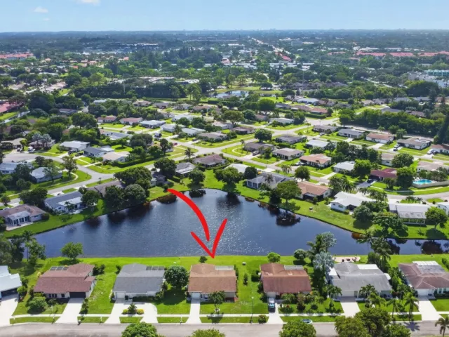 2-bedroom home for sale in Delray Beach - 14624 Country Side Lane - MondialRealty
