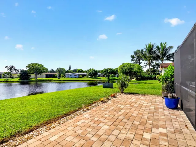 2-bedroom home for rent in Delray Beach - 14624 Country Side Lane - MondialRealty
