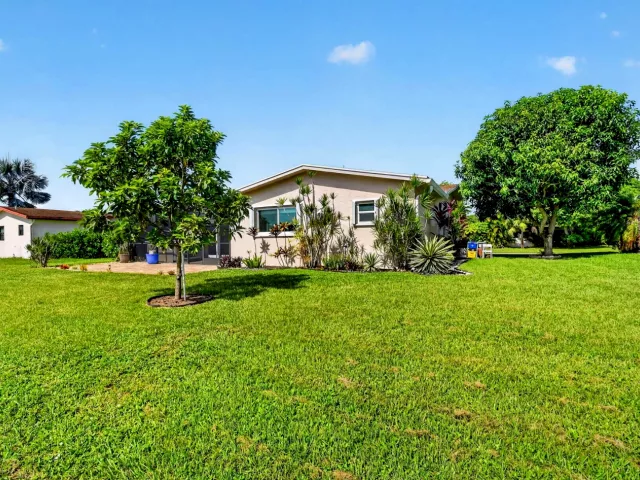 2-bedroom home for rent in Delray Beach - 14624 Country Side Lane - MondialRealty