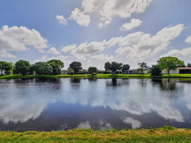 2-bedroom home for rent in Delray Beach - 14624 Country Side Lane - MondialRealty