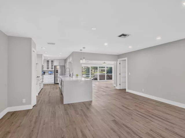 2-bedroom home for rent in Delray Beach - 14624 Country Side Lane - MondialRealty