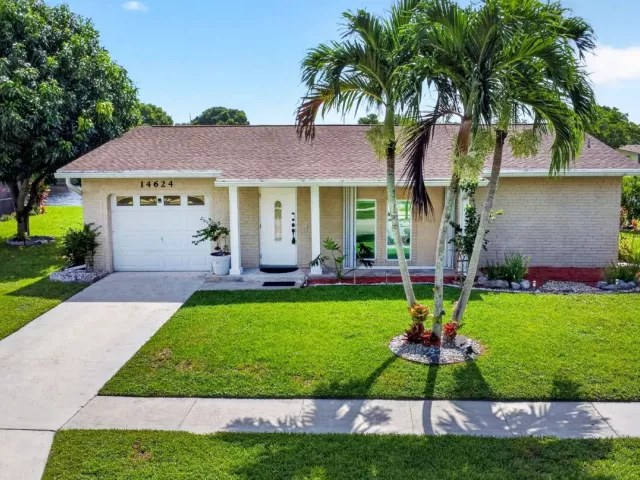 2-bedroom home for rent in Delray Beach - 14624 Country Side Lane - MondialRealty
