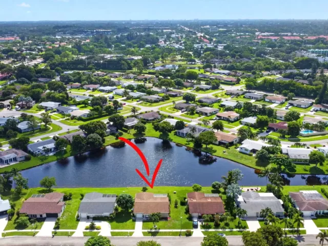 2-bedroom home for rent in Delray Beach - 14624 Country Side Lane - MondialRealty
