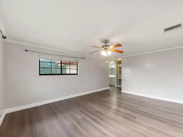 4-bedroom home for rent in Deerfield Beach - 476 NW 38TH Terrace - MondialRealty