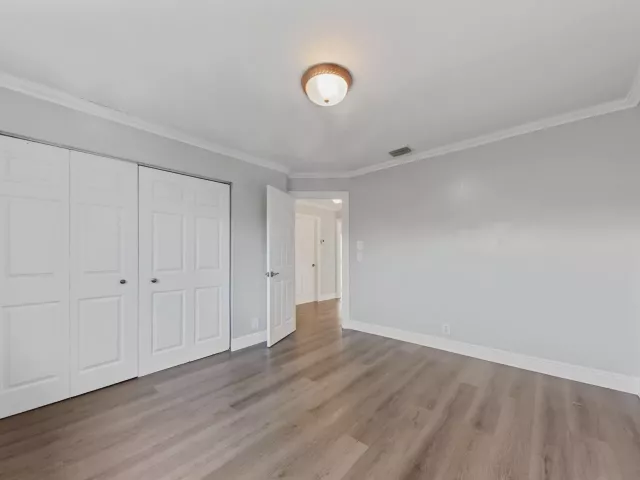 4-bedroom home for rent in Deerfield Beach - 476 NW 38TH Terrace - MondialRealty
