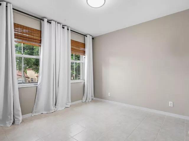 3-bedroom home for rent in Deerfield Beach - 4303 NW 1ST Drive - MondialRealty
